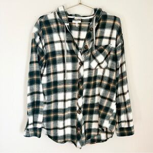 Maurices Hooded Green Plaid Flannel